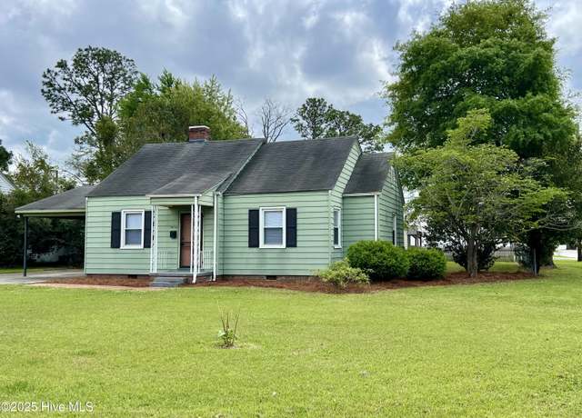 Property at 1415 Mcarthur Ave, New Bern, NC 28560, 2 beds, 1 bath
