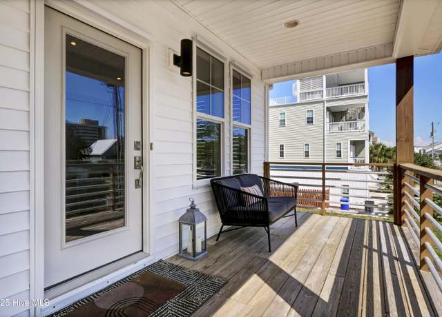 Property at 1418 Snapper Ln, Carolina Beach, NC 28428, 3 beds, 2 baths