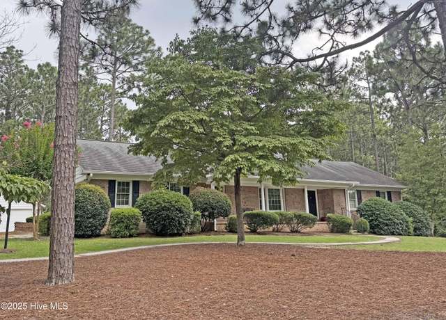 Property at 355 Stoneyfield Dr, Southern Pines, NC 28387, 3 beds, 3 baths
