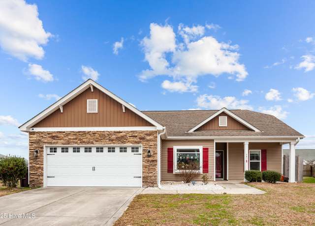 Property at 405 Cabernet Ct, Jacksonville, NC 28546, 3 beds, 2 baths