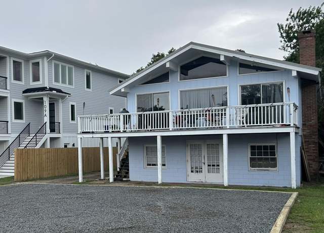 Property at 109 Broadview Ln, Hampstead, NC 28443, 3 beds, 1.5 baths