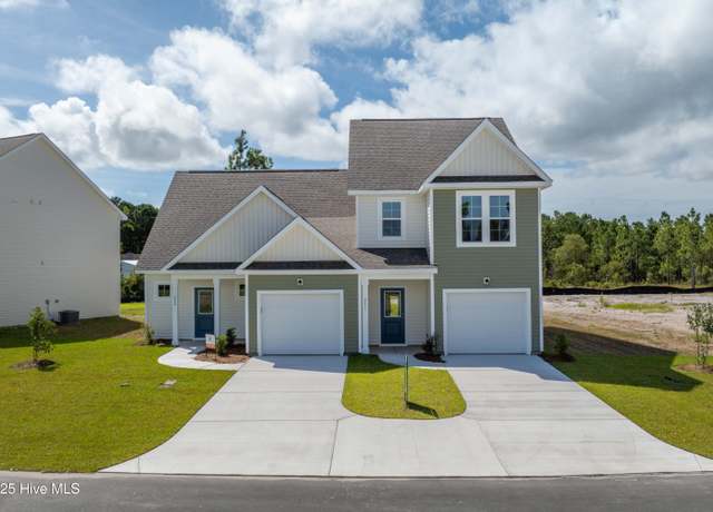 Property at 209 Sandpiper Pl, Holly Ridge, NC 28445, 3 beds, 2.5 baths