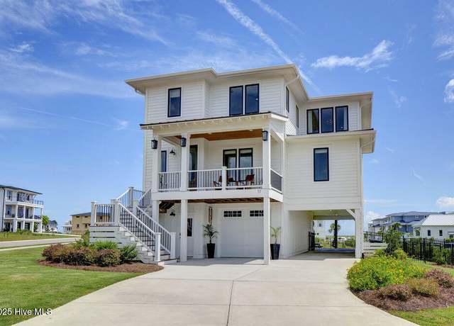 Property at 11 Amidships Ln, Hampstead, NC 28443, 4 beds, 2.5 baths
