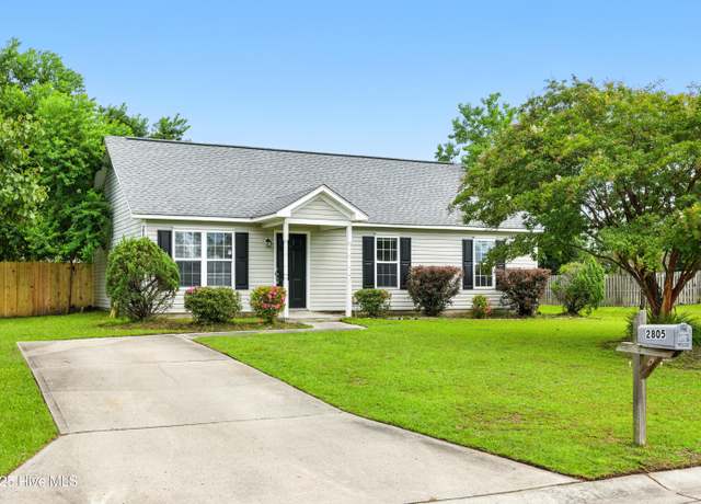 Property at 2805 Valor Dr, Wilmington, NC 28411, 3 beds, 2 baths
