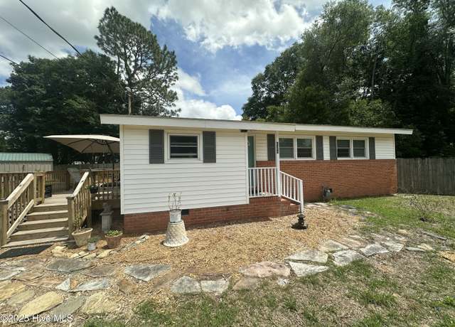 Property at 626 Holbrooke Ave, Wilmington, NC 28412, 3 beds, 1 bath