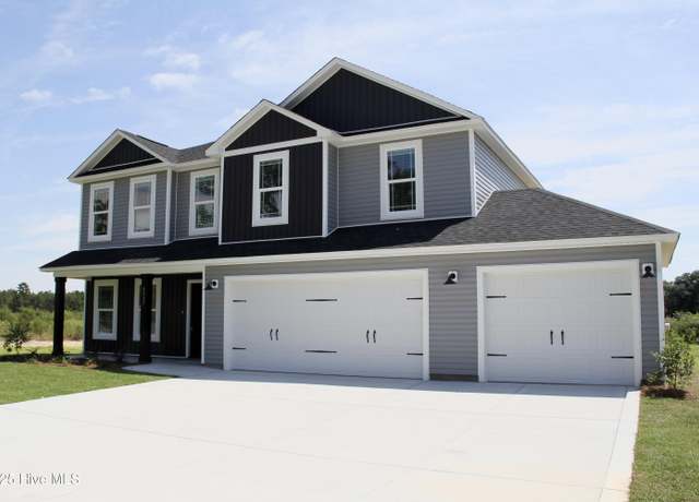 Property at 4037 Fulford Mcmillan Rd, Raeford, NC 28376, 4 beds, 2.5 baths