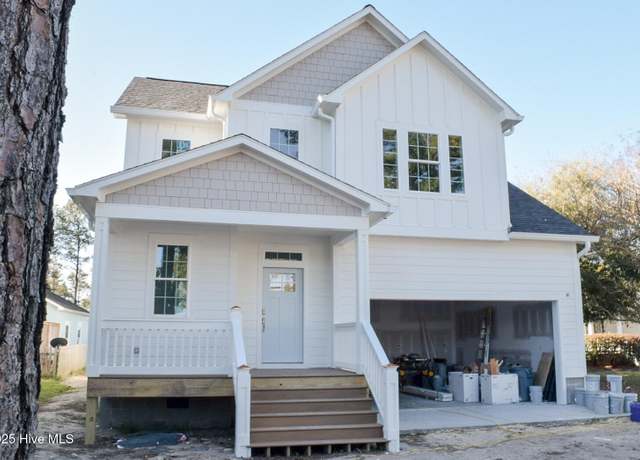 Property at 5160 Minnesota Dr SE, Southport, NC 28461, 4 beds, 2.5 baths