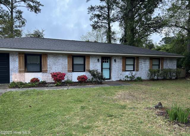 Property at 3414 Middle Sound Loop Rd, Wilmington, NC 28411, 3 beds, 2 baths
