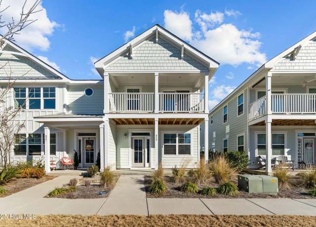 Property at 929 Wharton Ave, Wilmington, NC 28412, 2 beds, 2.5 baths