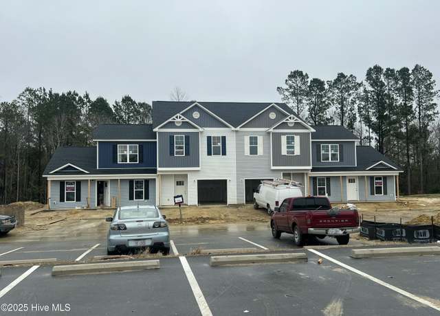 Property at 217 Crab Claw Spit Ln, Jacksonville, NC 28546, 3 beds, 2.5 baths