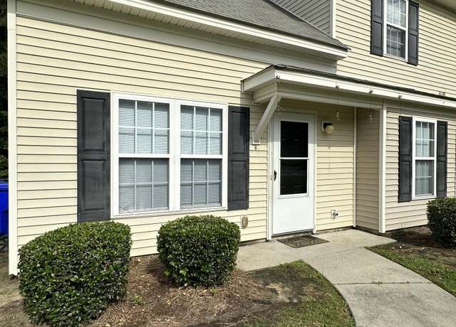 Property at 1118 B Brownlea Dr, Greenville, NC 27858, 3 beds, 4 baths