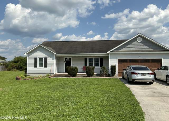 Property at 302 Brigham Ct, Jacksonville, NC 28540, 3 beds, 2 baths