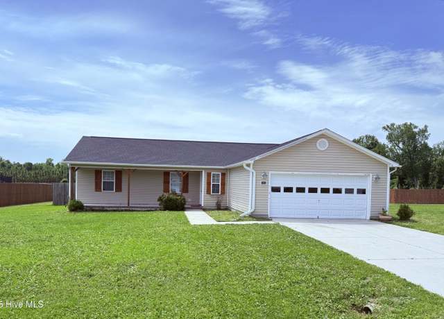 Property at 303 High Stepper Ct, Jacksonville, NC 28540, 3 beds, 2 baths