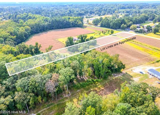 Property at 828 Wall St, Grifton, NC 28530