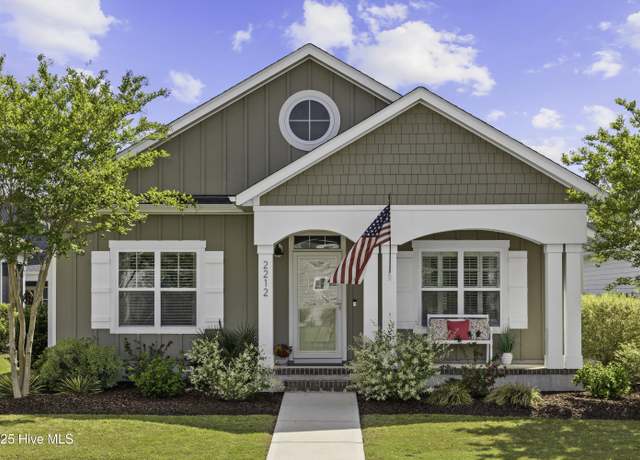 Property at 2212 Lakeside Cir, Wilmington, NC 28401, 3 beds, 2 baths