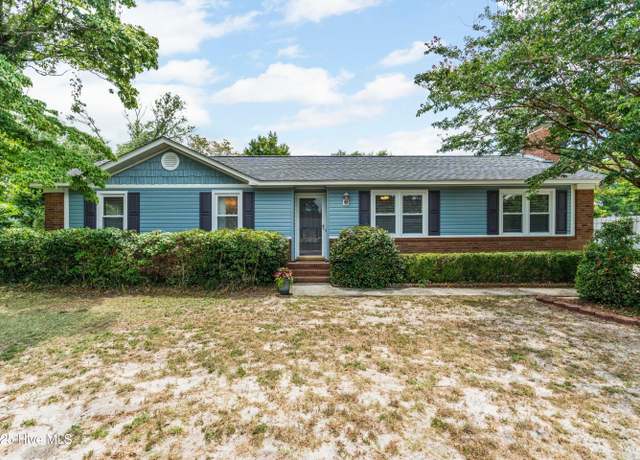 Property at 829 Arnold Rd, Wilmington, NC 28412, 3 beds, 3.5 baths