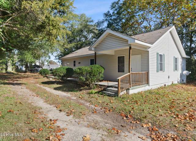 Property at 116 Hannah Pickett Seventh Ave, Rockingham, NC 28379, 3 beds, 2 baths