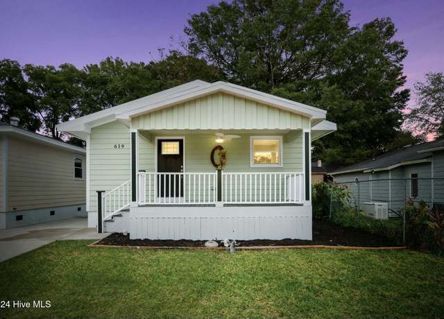 Property at 619 S 9th St, Wilmington, NC 28401, 3 beds, 1.5 baths