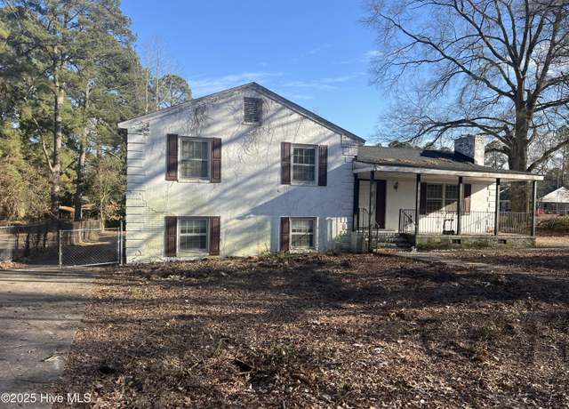 Property at 1112 S Andrews Ave, Goldsboro, NC 27530, 4 beds, 2 baths