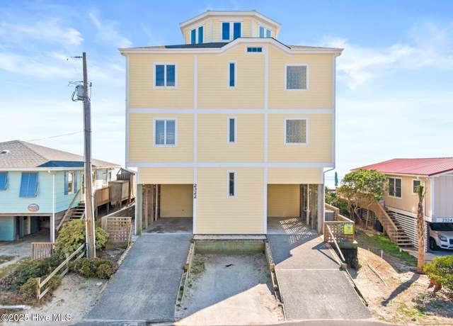 Property at 2322 S Shore Dr, Surf City, NC 28445, 5 beds, 4.5 baths