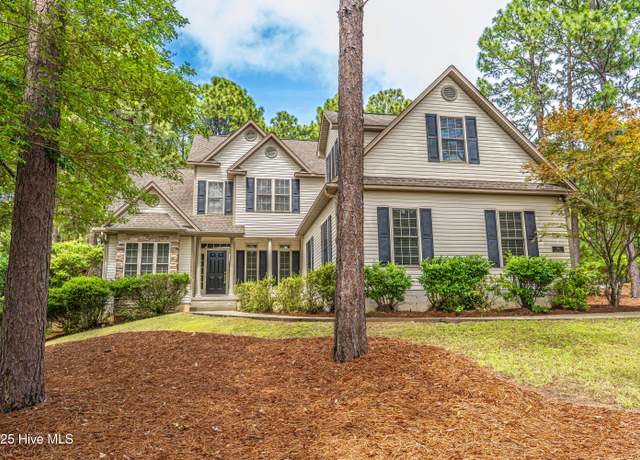 Property at 114 Baker Cir, West End, NC 27376, 4 beds, 3 baths