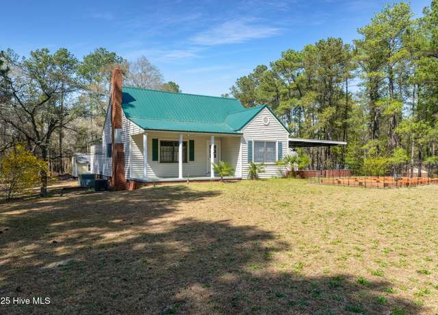 Property at 2413 Old Aberdeen Rd, Rockingham, NC 28379, 3 beds, 2 baths