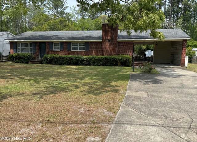 Property at 5509 Wrightsville Ave, Wilmington, NC 28403, 3 beds, 1.5 baths