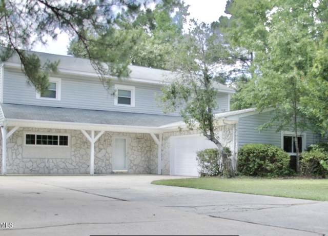 Property at 1114 Keating Ct, Jacksonville, NC 28546, 5 beds, 2.5 baths
