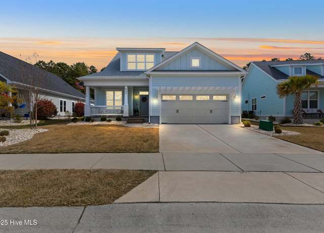 Property at 537 Moss Lake Ln, Holly Ridge, NC 28445, 4 beds, 3 baths