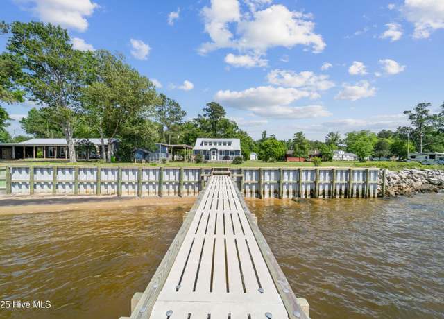 Property at 1565 Belangia Rd, Havelock, NC 28532, 2 beds, 1 bath