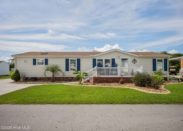 Property at 305 Blue Goose Ln #66, Newport, NC 28570, 3 beds, 3 baths