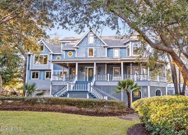 Property at 141 Middle Oaks Dr, Wilmington, NC 28409, 5 beds, 5.5 baths