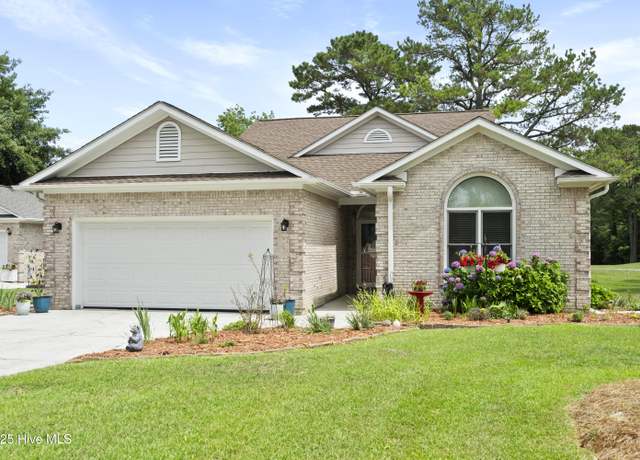 Property at 106 N Shore Dr, Sneads Ferry, NC 28460, 3 beds, 2 baths