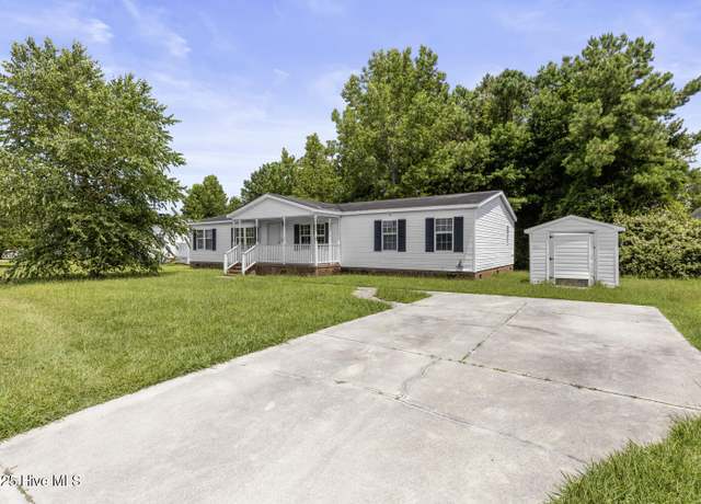 Property at 323 Macdonald Blvd, Havelock, NC 28532, 3 beds, 2 baths