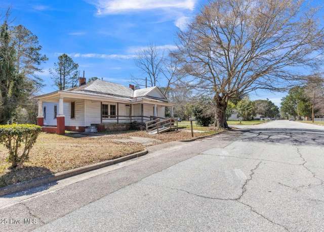 Property at 901 Daughtridge St, Rocky Mount, NC 27801, 3 beds, 1 bath