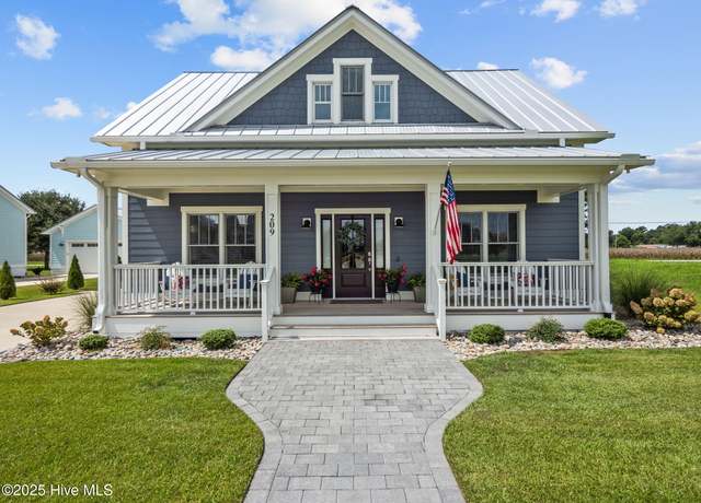 Property at 209 Villagers Way, Swansboro, NC 28584, 3 beds, 2.5 baths