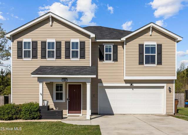Property at 324 Adobe Ln, Jacksonville, NC 28546, 3 beds, 2.5 baths