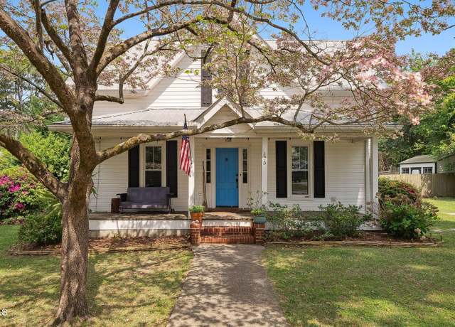 Property at 175 W Maine Ave, Southern Pines, NC 28387, 3 beds, 2.5 baths