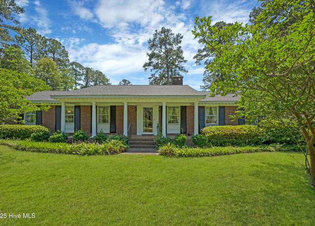 Property at 200 York Rd, Greenville, NC 27858, 3 beds, 2 baths
