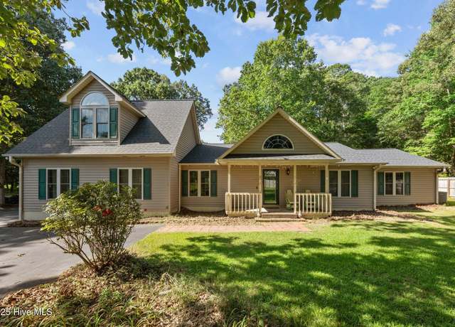 Property at 2554 Doc Loftin Rd, Ayden, NC 28513, 3 beds, 3.5 baths