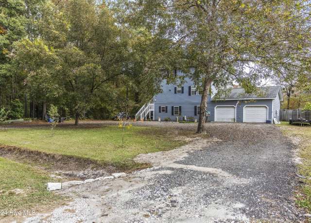 Property at 419 Old River Acres Dr, Burgaw, NC 28425, 3 beds, 3.5 baths