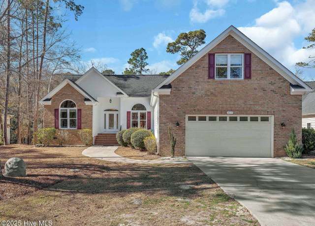 Property at 4293 Oak Creek Ln, Southport, NC 28461, 4 beds, 3 baths