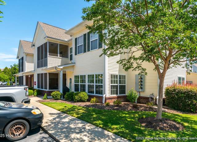 Property at 1935 Tara Ct #102, Greenville, NC 27858, 3 beds, 2 baths
