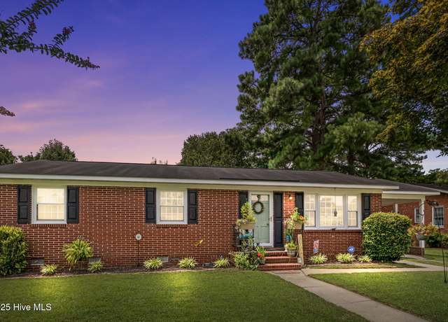 Property at 2602 Beechwood Dr, Tarboro, NC 27886, 3 beds, 1.5 baths