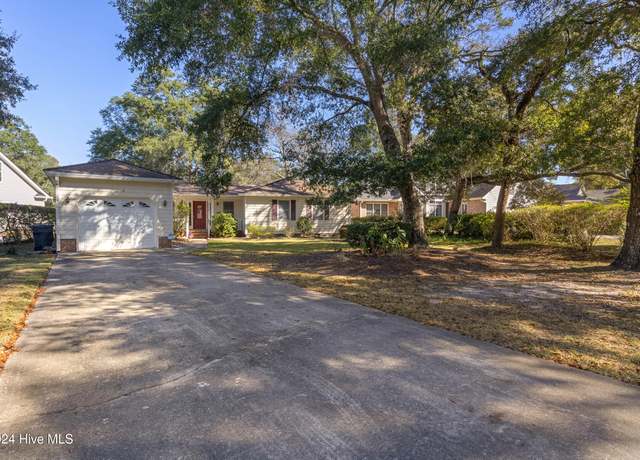 Property at 516 Woods Ct SW, Sunset Beach, NC 28468, 3 beds, 2 baths