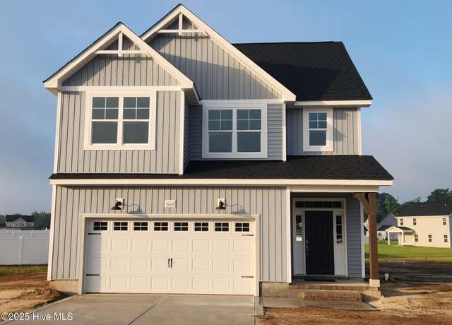 Property at 1016 Appaloosa Trl, Grimesland, NC 27837, 4 beds, 2.5 baths