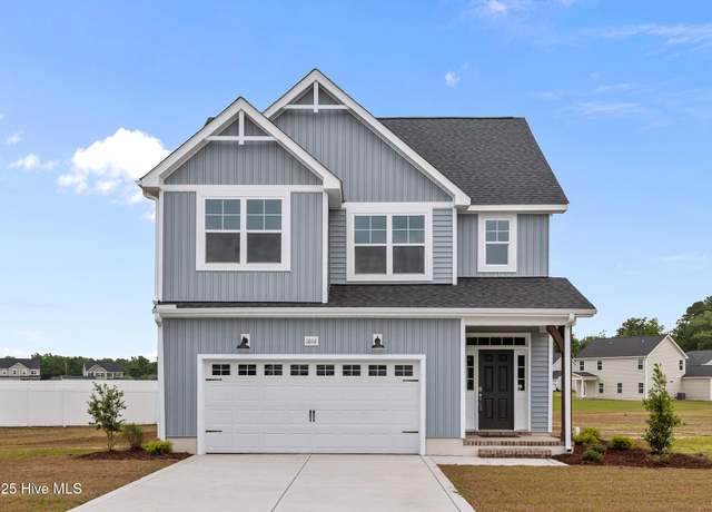 Property at 1016 Appaloosa Trl, Grimesland, NC 27837, 4 beds, 2.5 baths