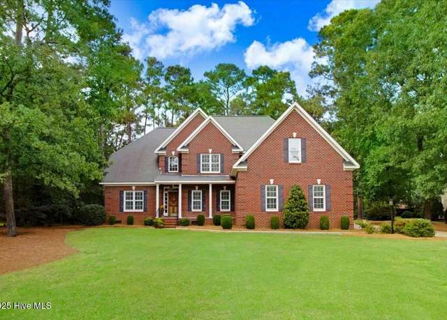 Property at 105 Dobbs Pl, Goldsboro, NC 27534, 4 beds, 3.5 baths