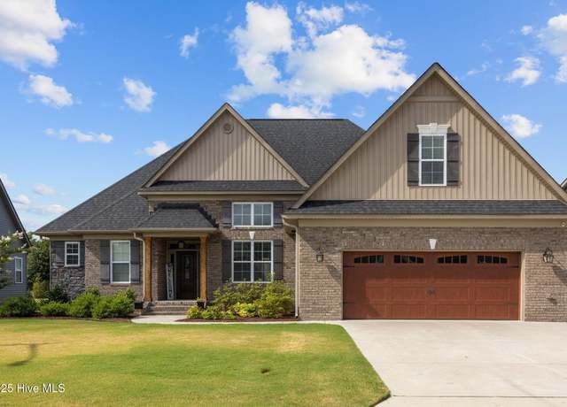 Property at 413 Southbridge Ct, Winterville, NC 28590, 4 beds, 3 baths