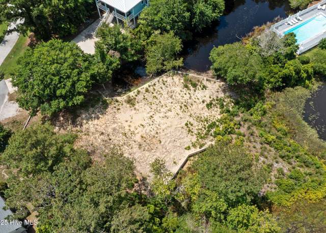Property at 302 Friendship Ct, Emerald Isle, NC 28594